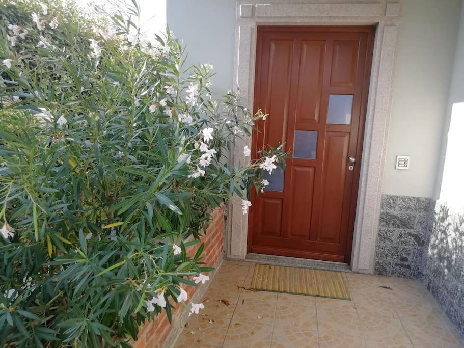 شقة Un Bell Incontro Borgo Ticino المظهر الخارجي الصورة