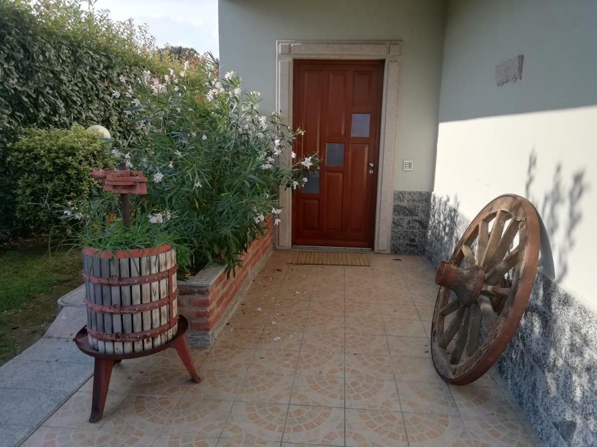 شقة Un Bell Incontro Borgo Ticino المظهر الخارجي الصورة